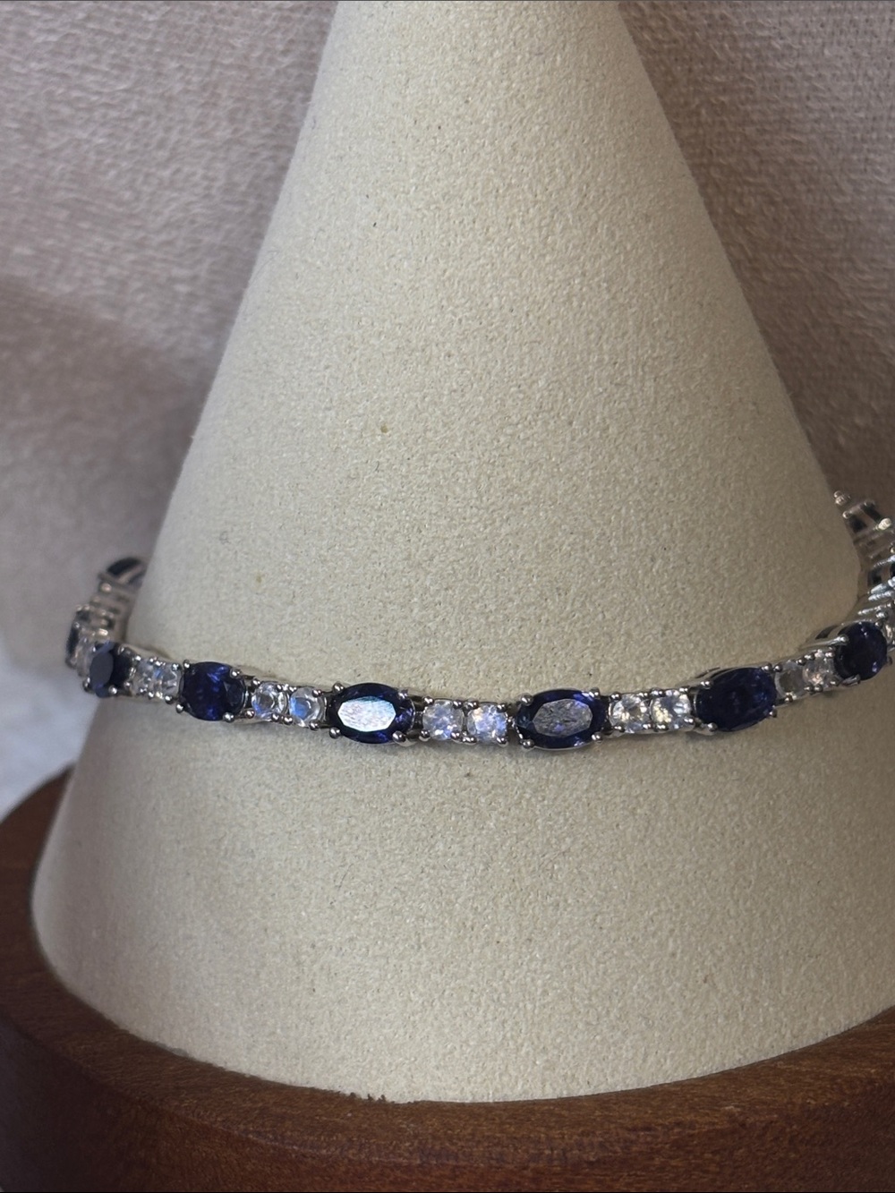 9.6 ctw 925 Catalina Iolite Malagasy Moonstone Sterling Silver Bracelet